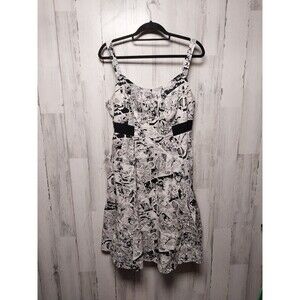 Marvel Comics Black And White Size 10 Her Universe Dress Flaw